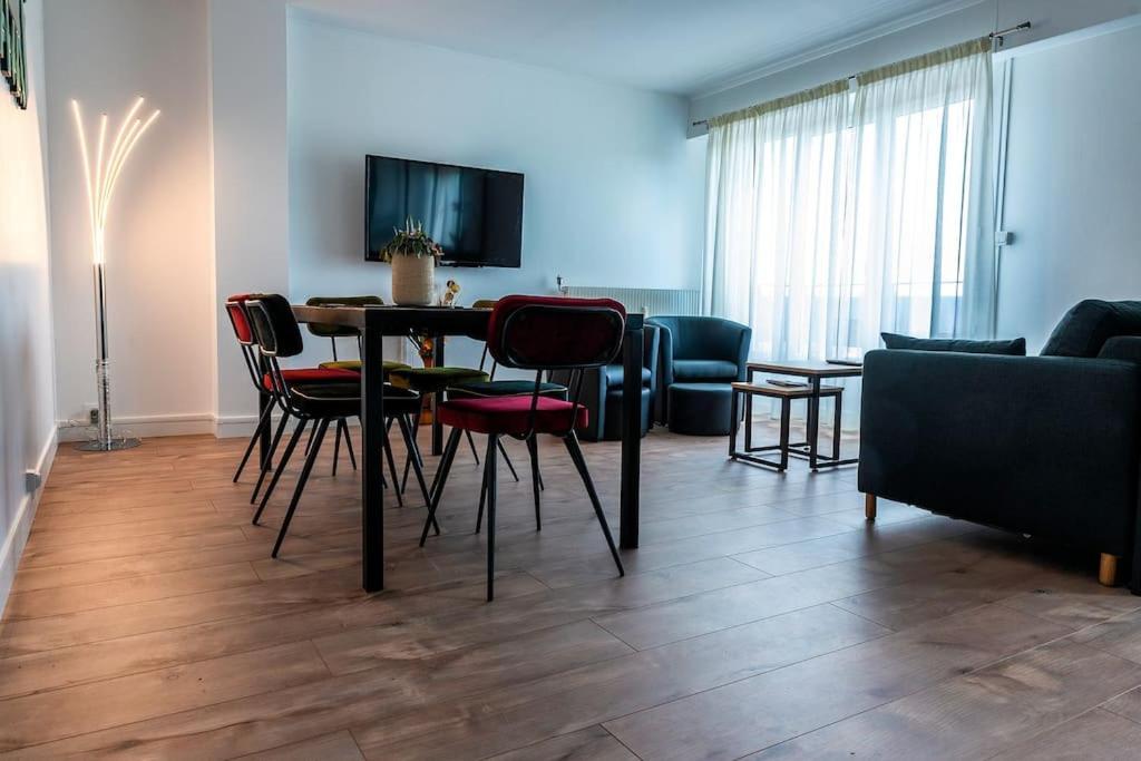 Bel Appartement Au Bord De L'Allier Classe 4* Vichy Extérieur photo
